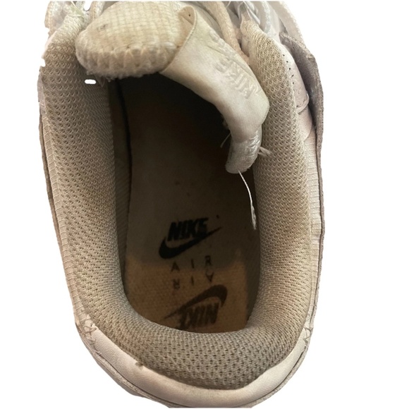 Nike Mens White Air Force One AF1 Shoes 10 Minimal Creasing Fair Condition - Picture 9 of 10